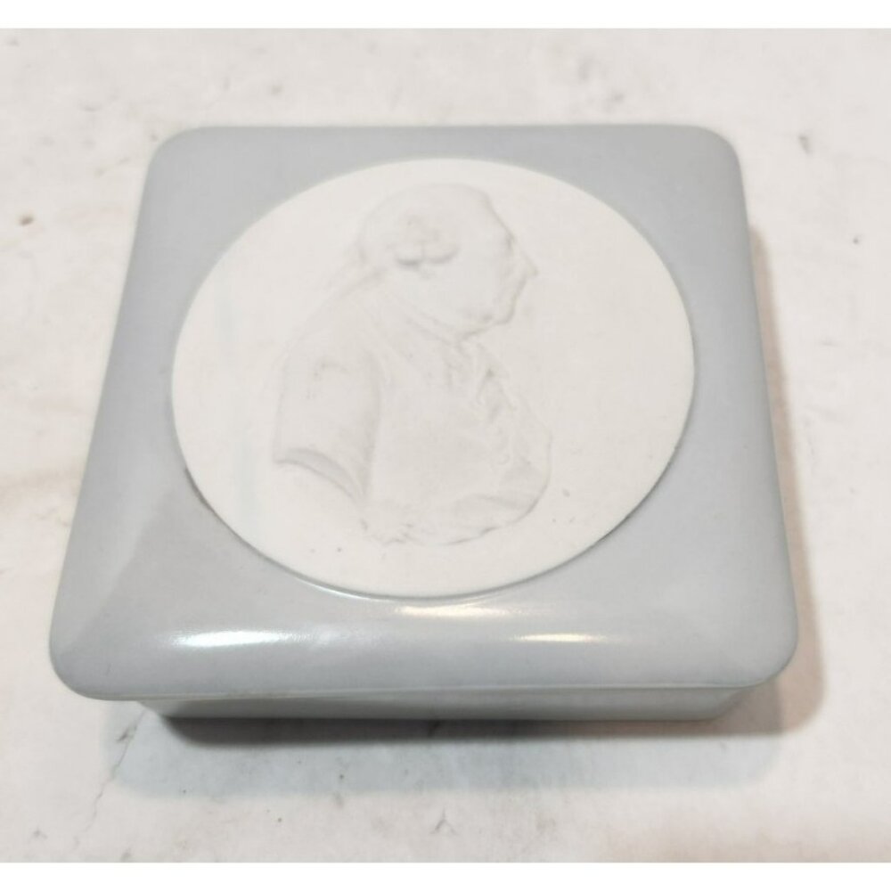 Vtg KPM German Porcelain Jewelry Cameo Dresser Box Johann Sebastian Muller
